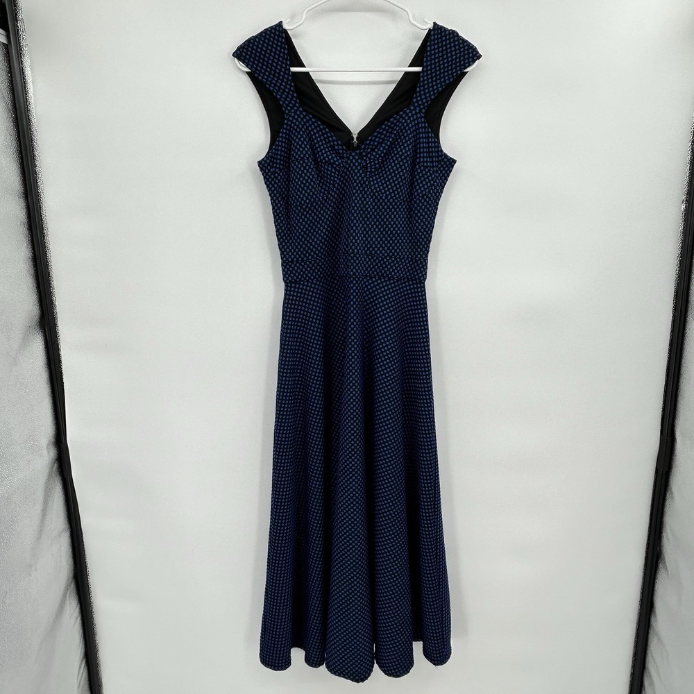 Bettie Page Queen of Pinups Dress Size 4 Blue Retro Polka Dot Bombshell Stretch